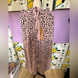 NWT Listicle Pants